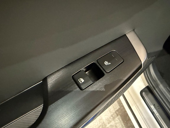 Kia EV6 12 of 17