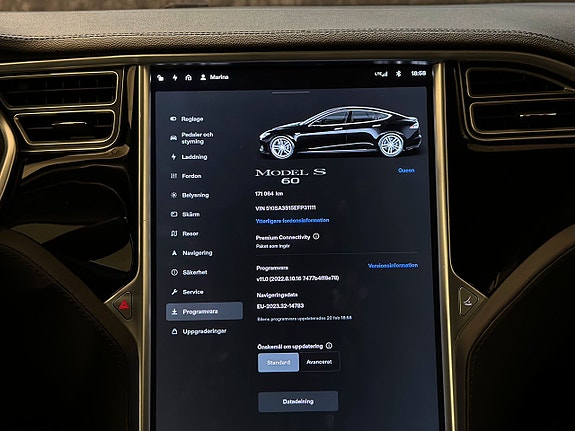 Tesla Model S 25 of 27