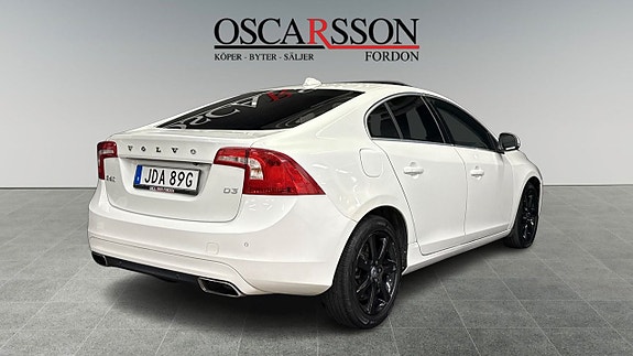 Volvo S60 4 of 21