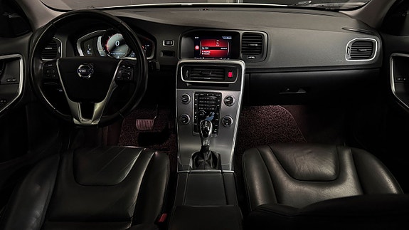 Volvo S60 10 of 21
