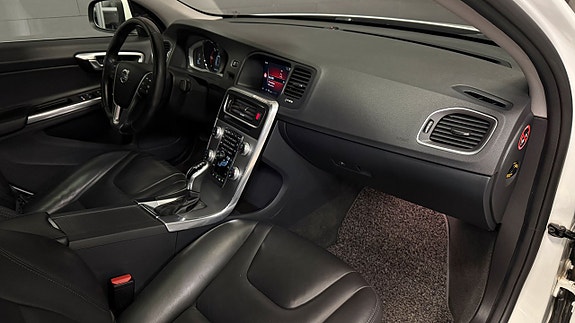 Volvo S60 9 of 21
