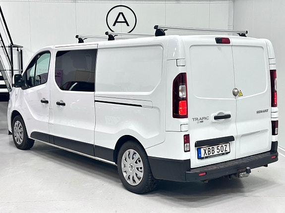 Renault Trafic 16 of 18