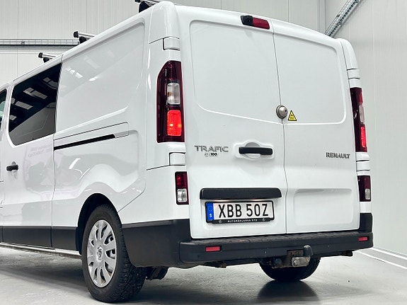 Renault Trafic 18 of 18