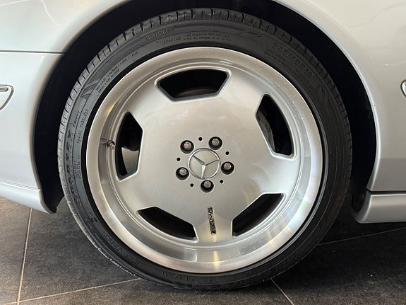 Mercedes-Benz CL500 11 of 23