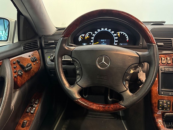 Mercedes-Benz CL500 19 of 23