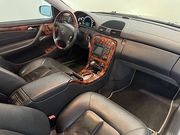 Mercedes-Benz CL500 16 of 23