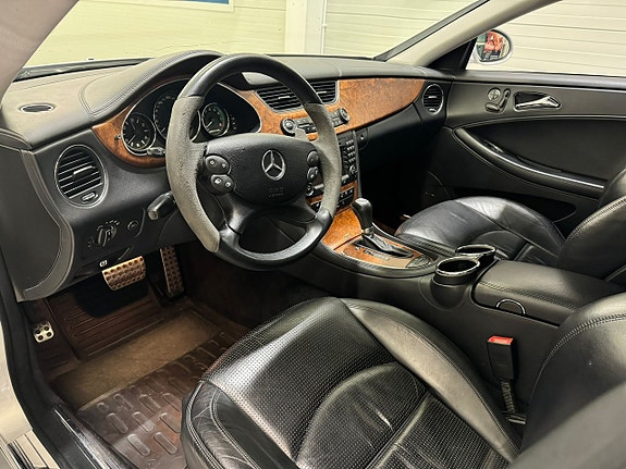 Mercedes-Benz CLS63 11 of 18