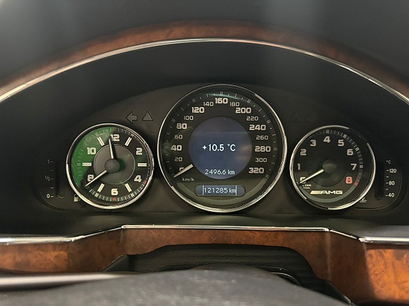 Mercedes-Benz CLS63 12 of 18