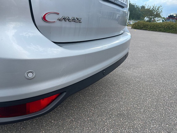 Ford C-Max 12 of 12