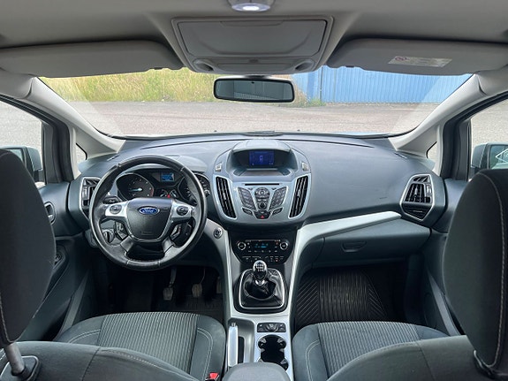 Ford C-Max 9 of 12