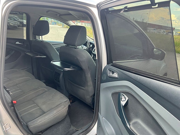 Ford C-Max 7 of 12