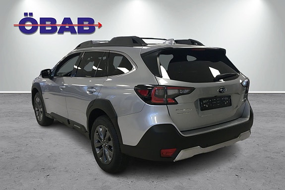 Subaru Outback 6 of 11