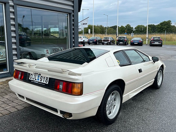 Lotus Esprit 6 of 11
