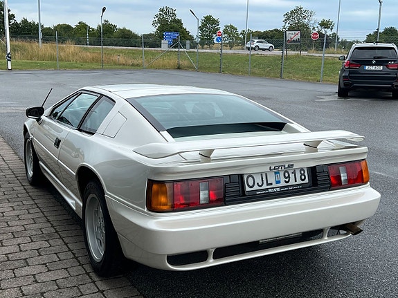 Lotus Esprit 5 of 5