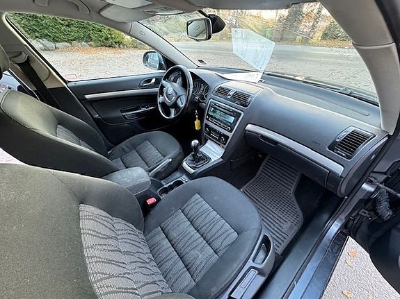 Skoda Octavia 13 of 17