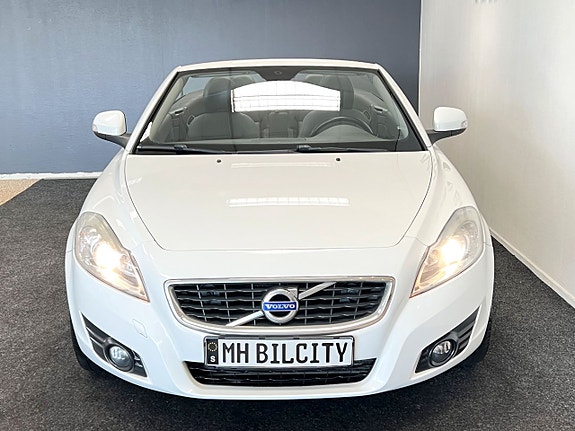 Volvo C70 5 of 5