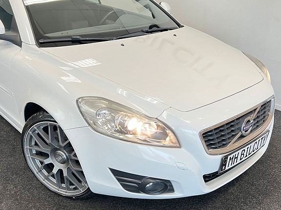 Volvo C70 4 of 5