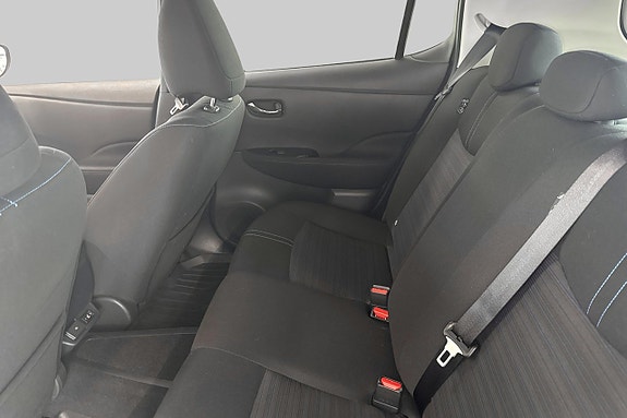 Nissan Leaf 9 of 12