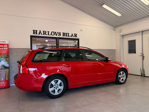 Volvo V50 6 of 22