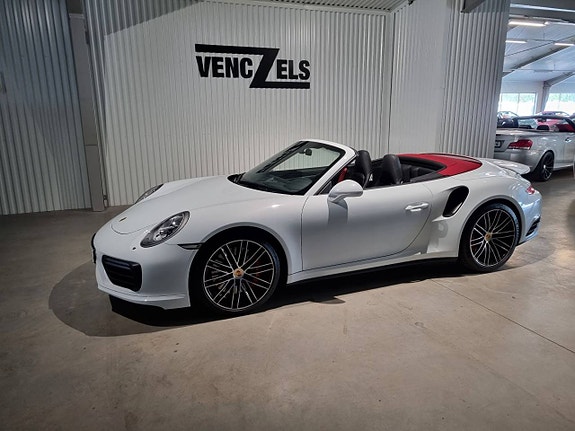 Porsche 911 Turbo 5 of 5