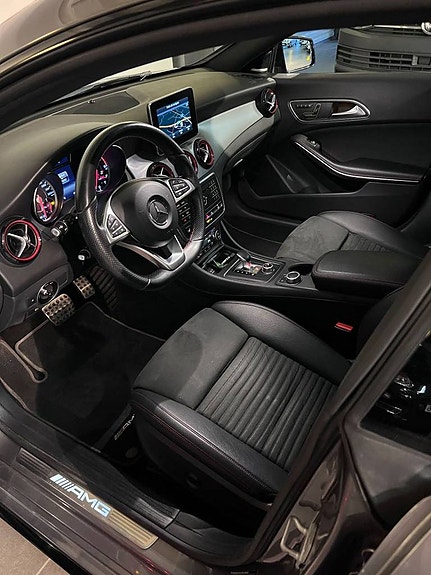 Mercedes-Benz AMG GT Black Series 7 of 12