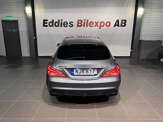 Mercedes-Benz AMG GT Black Series 4 of 5
