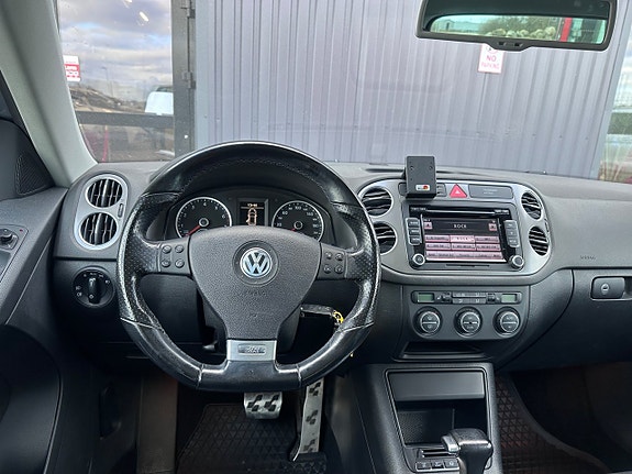 Volkswagen Tiguan 12 of 19