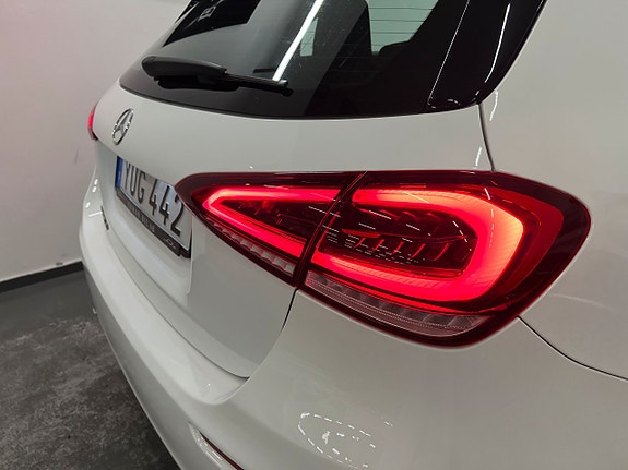 Mercedes-Benz A180 d 24 of 24