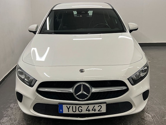 Mercedes-Benz A180 d 4 of 24