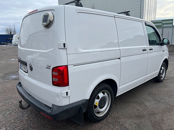 Volkswagen Transporter 12 of 18