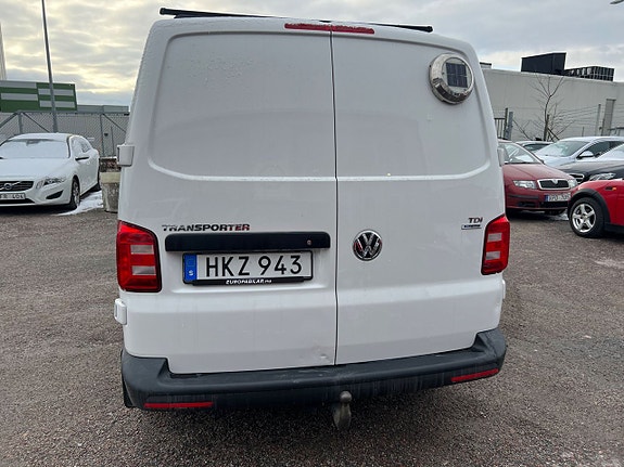 Volkswagen Transporter 11 of 18