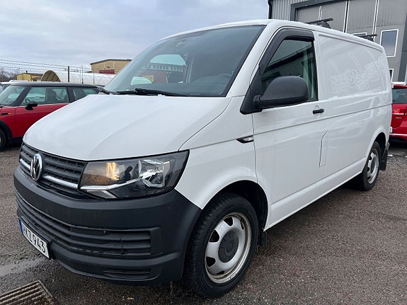 Volkswagen Transporter 3 of 5