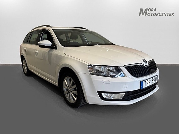Skoda Octavia 3 of 5
