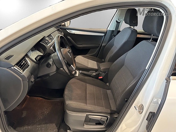 Skoda Octavia 8 of 15