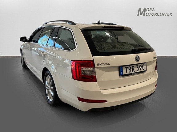 Skoda Octavia 6 of 15