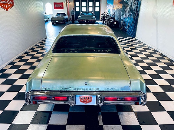 Pontiac Grand Prix 13 of 17