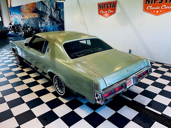 Pontiac Grand Prix 10 of 17