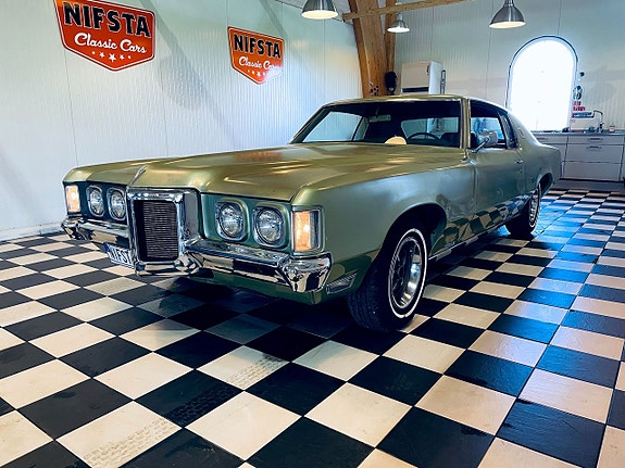 Pontiac Grand Prix 3 of 5