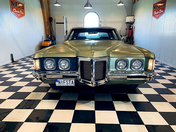 Pontiac Grand Prix 6 of 17
