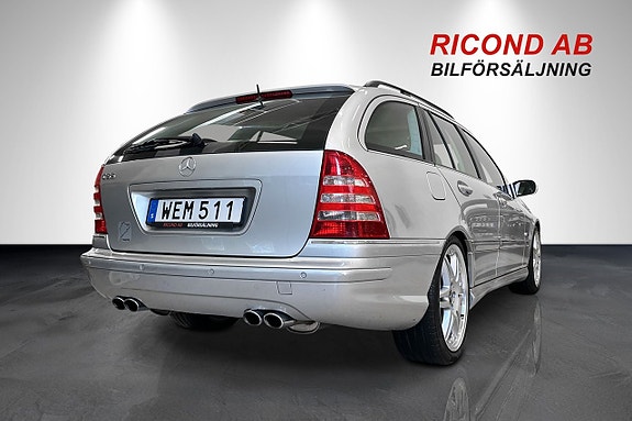 Mercedes-Benz C55 13 of 30