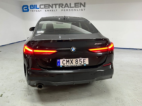 BMW 218 9 of 25
