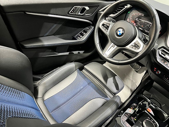 BMW 218 18 of 25