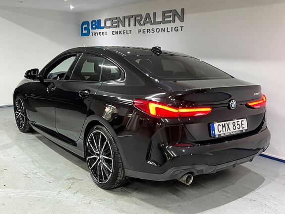 BMW 218 6 of 25
