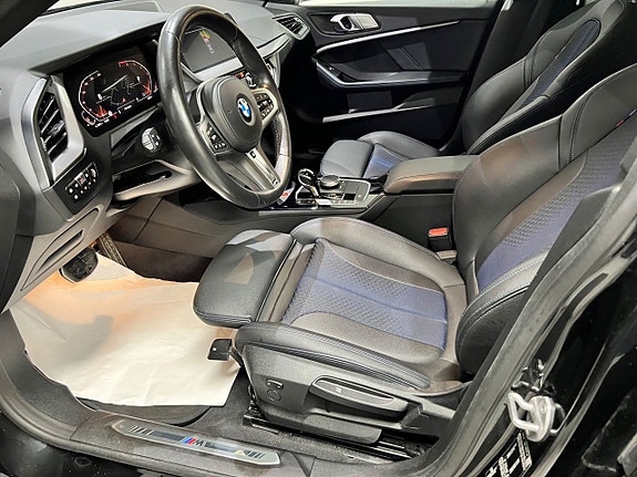 BMW 218 15 of 25
