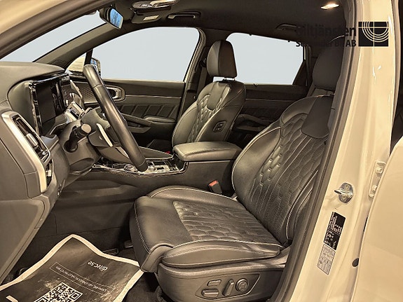 Kia Sorento 8 of 14