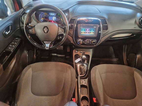 Renault Captur 12 of 17