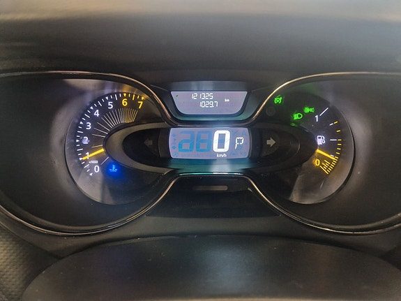 Renault Captur 9 of 17