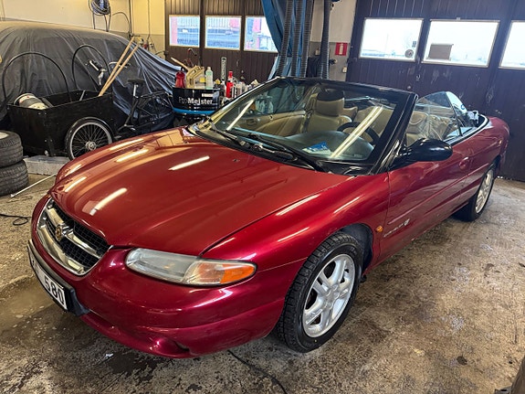 Chrysler Stratus 18 of 18