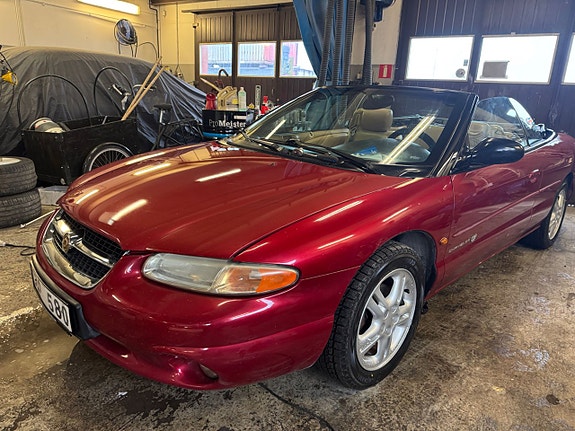 Chrysler Stratus 17 of 18