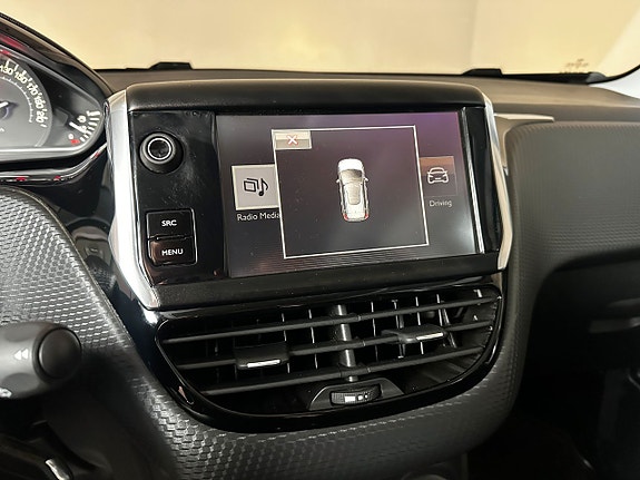 Peugeot 2008 16 of 16